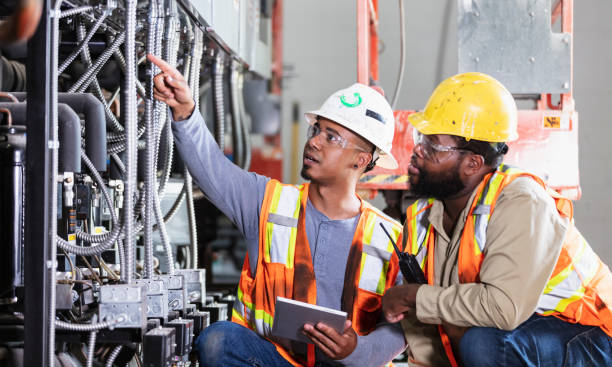 Best Electrical Contractors for Businesses  in Nixa, MO
